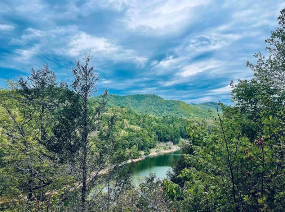 Lazy Bear Cabin Near Nantahala Outdoor Center And Bryson City Exterior foto